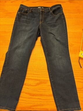 Old Navy Women’s Power Slim Straight Dark Indigo Jeans